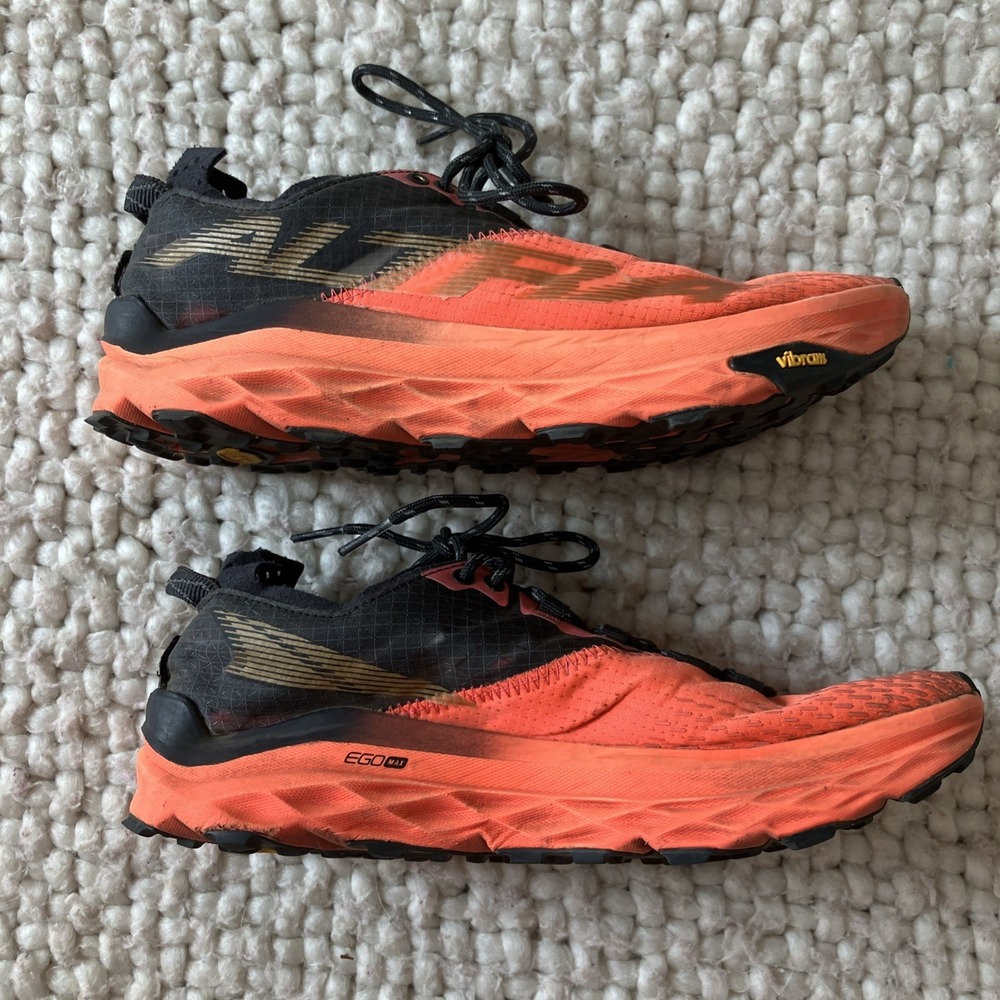 Altra Mont Blanc Coral/Black Women's Size 8‎ US Trail Running Shoes